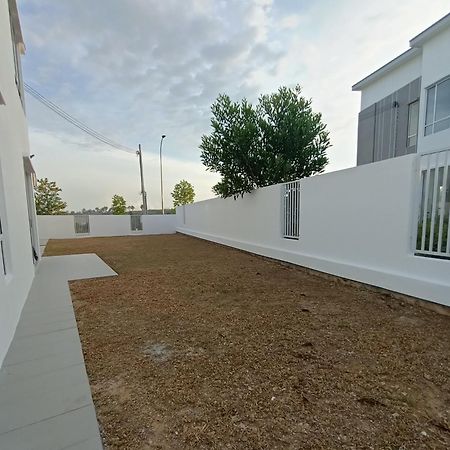 Bungavilla Resthouse Sendayan Port Dickson Dış mekan fotoğraf