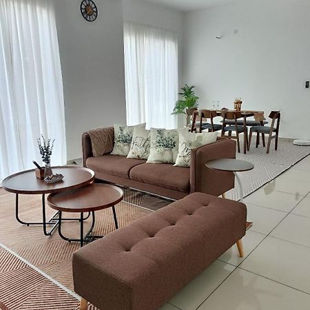 Bungavilla Resthouse Sendayan Port Dickson Dış mekan fotoğraf